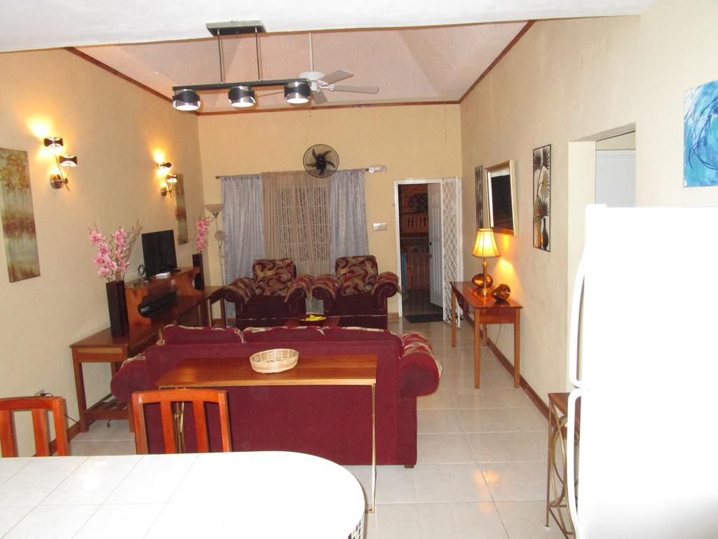 The Residence Portmore Apartments Eksteriør billede